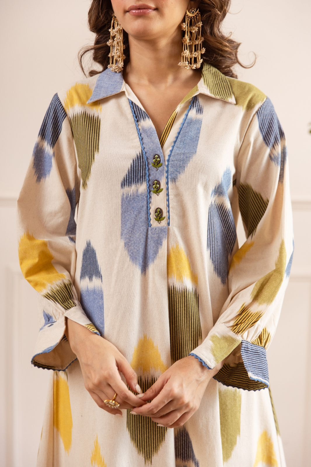 Abstract Ikat Cotton Collar Kurta Set - alternate view